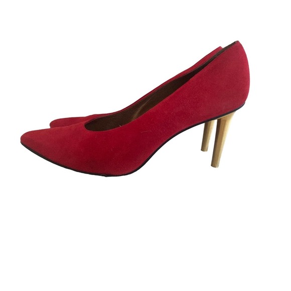 Vintage Stuart Weizmann Red Suede Gold Heel Dress Pumps - Size 7W - Picture 2 of 7
